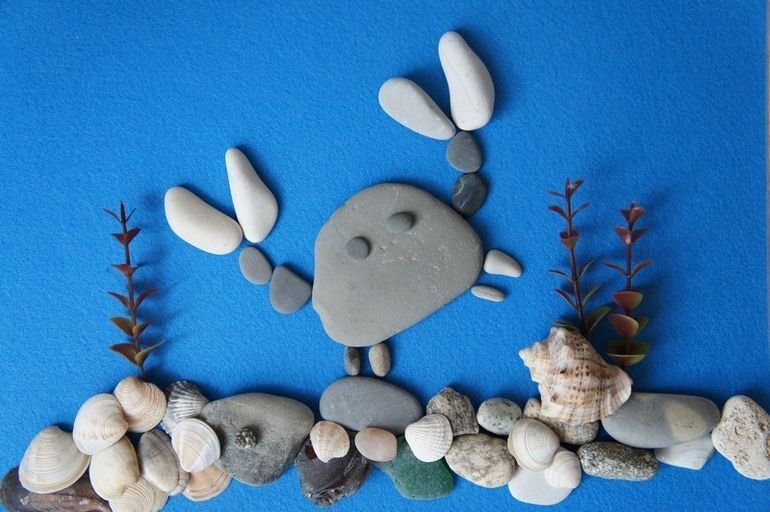 Аппликации из морских камней фото
