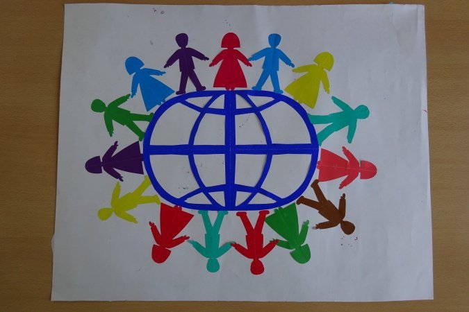 Единство народов рисунок в детский сад фото