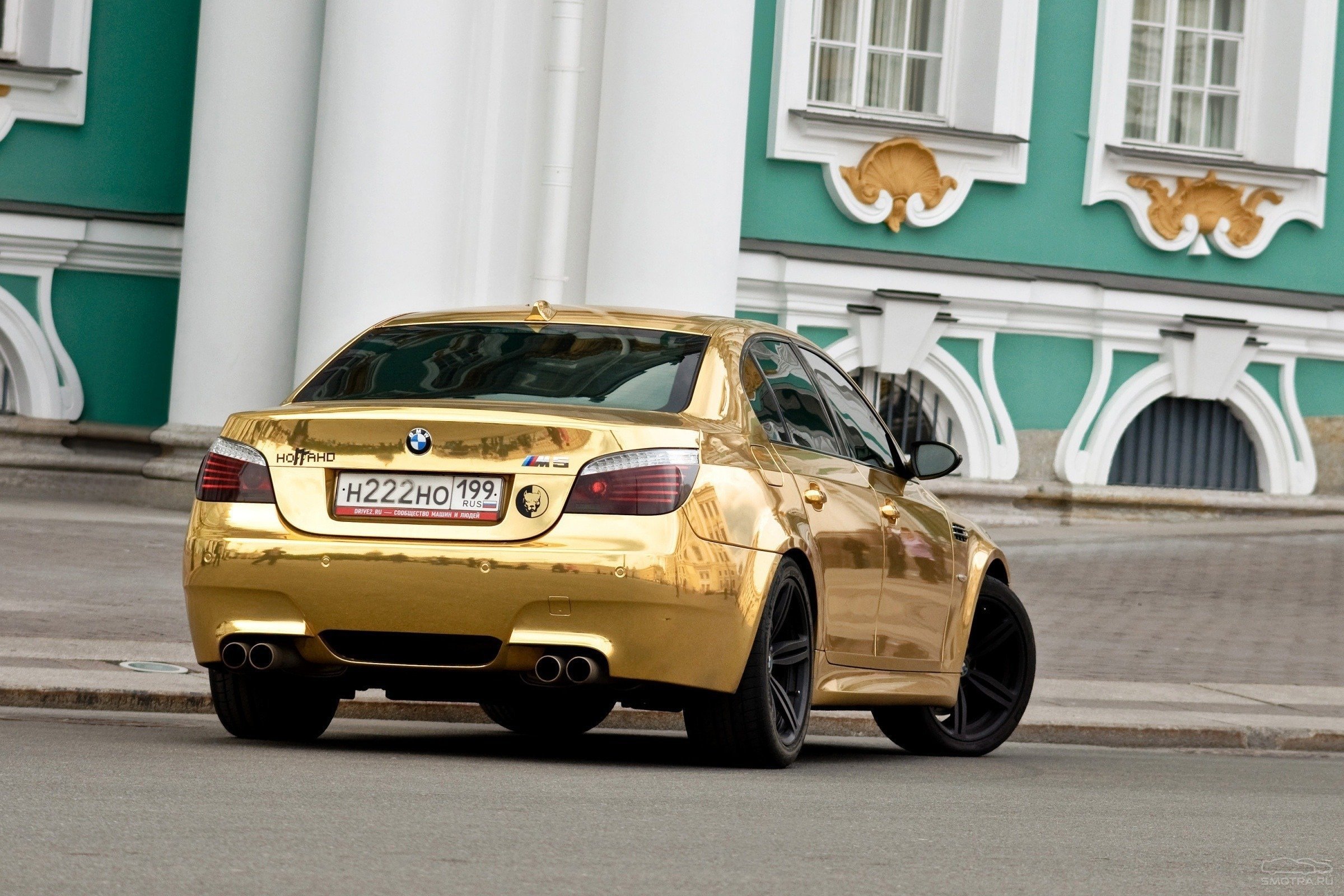 Обои золото машины фото