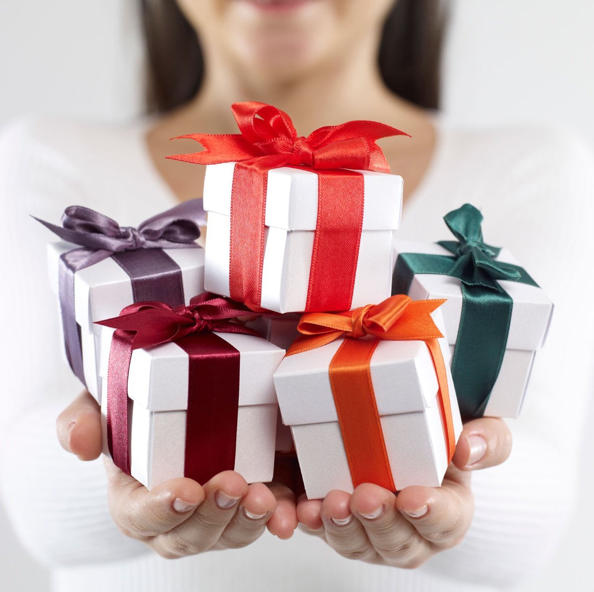 Подарки и призы сотрудникам идеи что подарить и как оформить фото