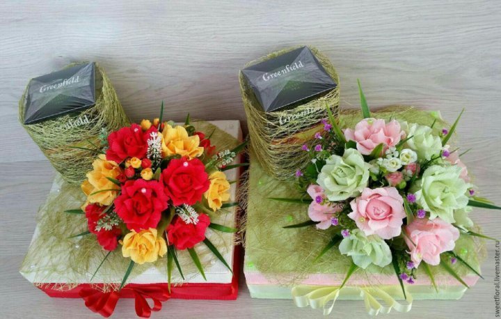 Подарок учителю цветы из гофрированной бумаги идеи что подарить и как оформить фото