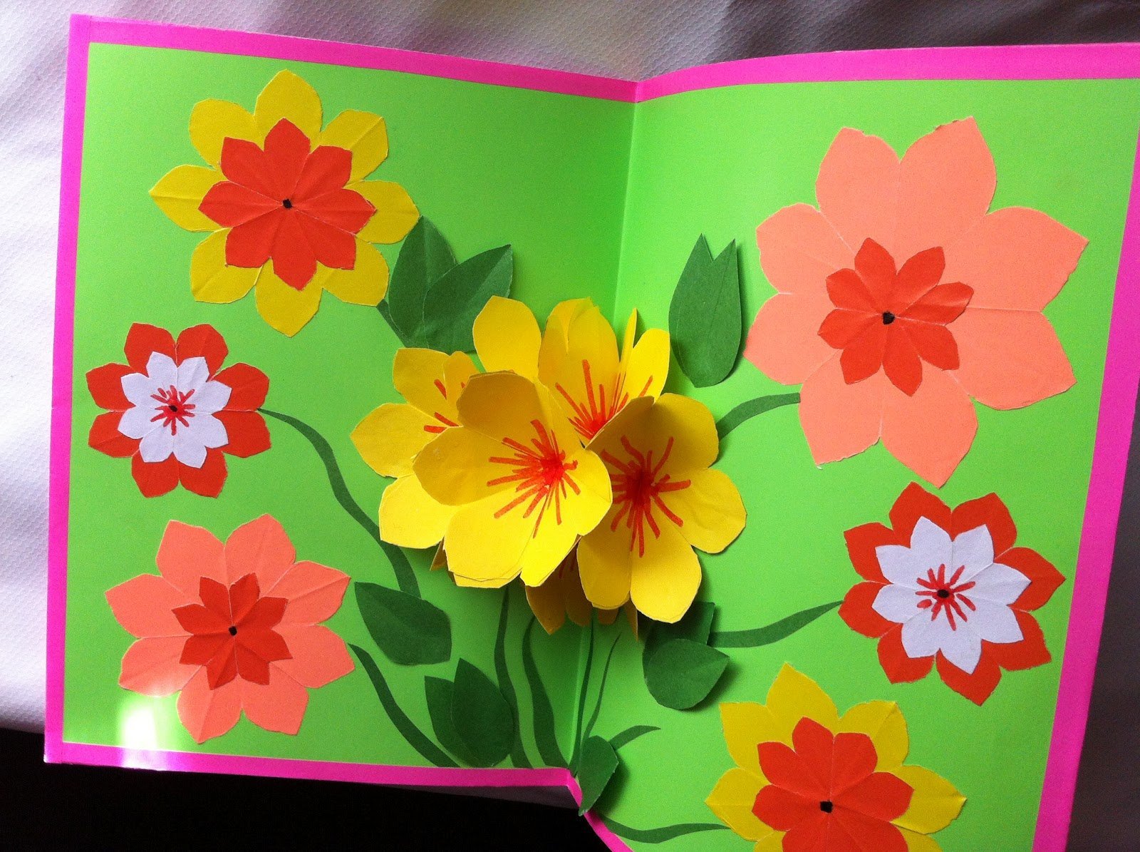 Поделки из картона на день рождения бабушке идеи по изготовлению своими руками фото