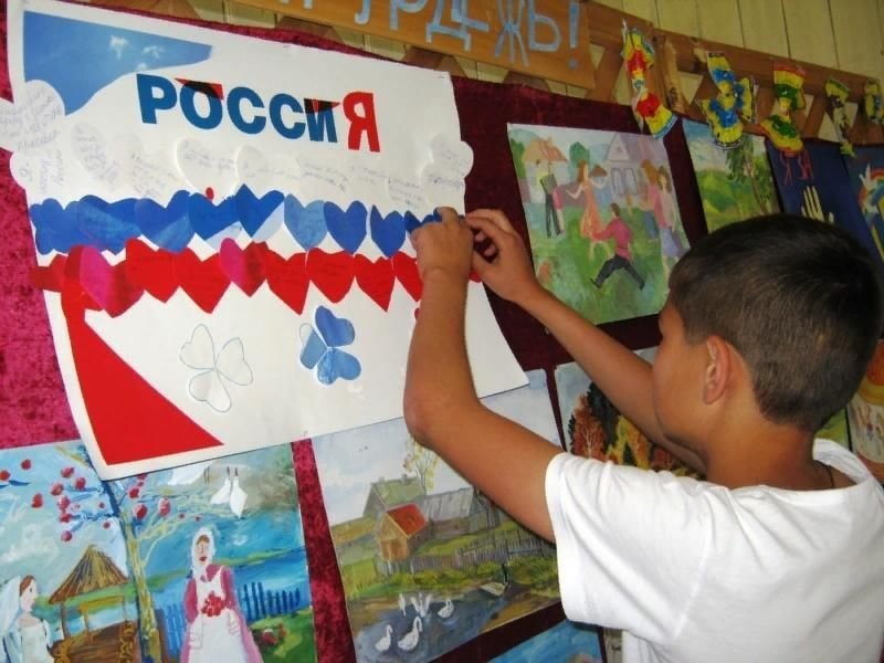 Рисунки детей по патриотическому воспитанию в детском саду фото