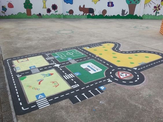 Рисунки на полу в детском саду фото
